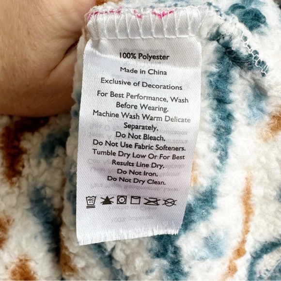 Eddie Bauer Aztec Fleece Women’s Size XXL White Pink Blue  Brown 1/4 Zip - Picture 7 of 7